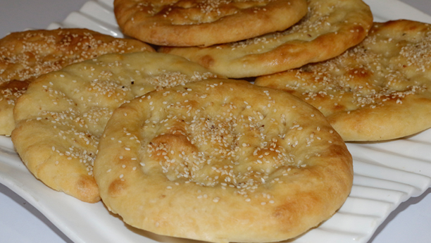 A Culinary Journey to Persia: Sarfaraz Sheermal House’s Taftan Recipe